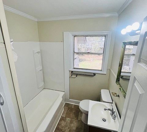 3rd image of 1220 S Park Ave