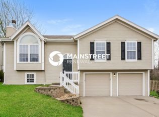 10511 N Ditman Ave, Kansas City, MO 64157