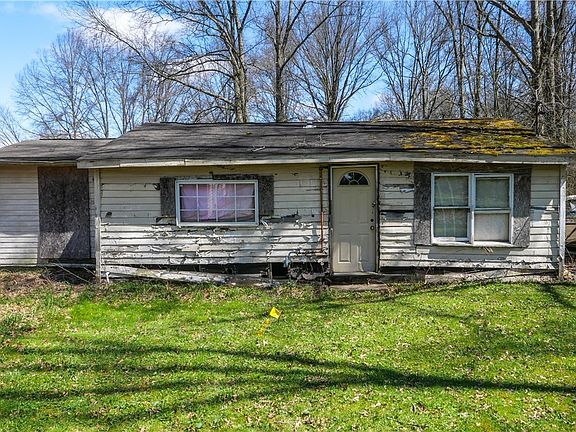 3rd image of 5556 Shaffer Rd NW