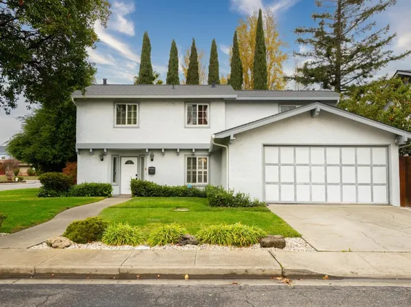 990 Coventry Lane, Fairfield, CA 94533