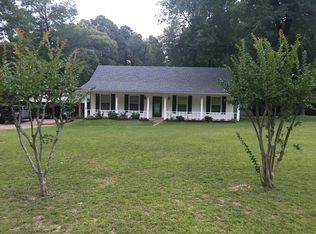 8500 Ridgemont Dr, Pineville, LA 71360