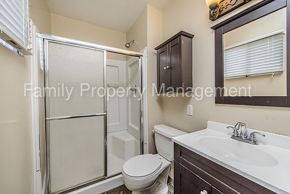 4th image of 5812 Apple Valley Ln
