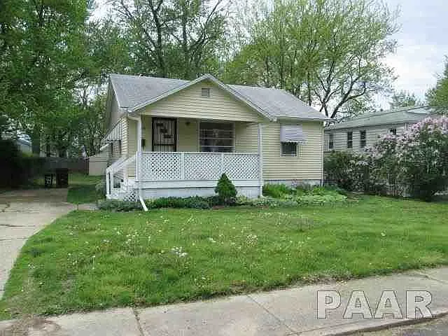 1322 W Hanssler Pl photo 1