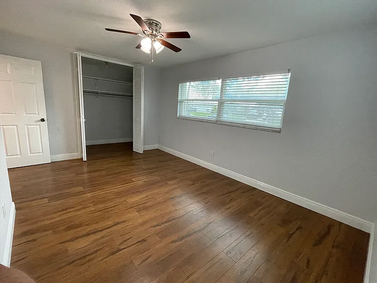 1395 Ambassador Dr — Photo 26