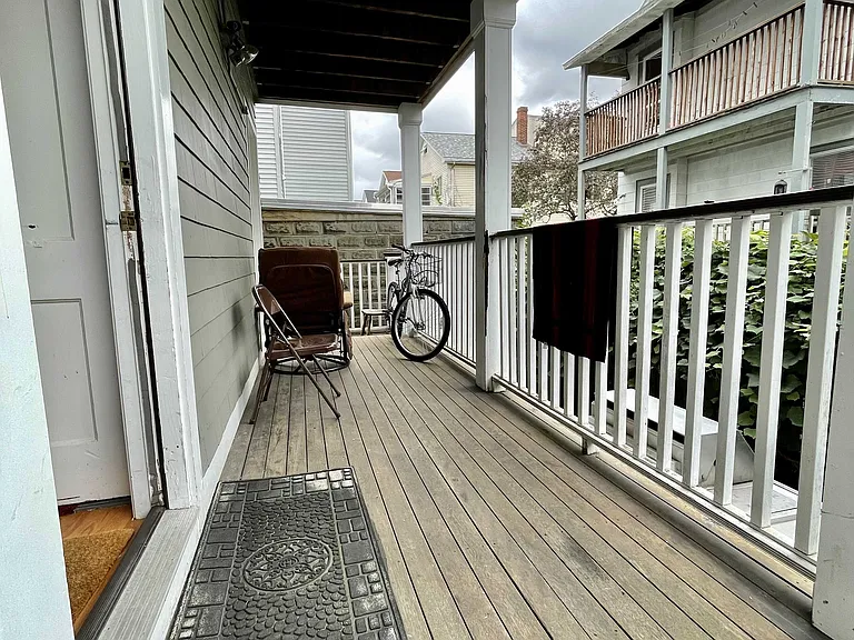 Cedar St — Photo 7
