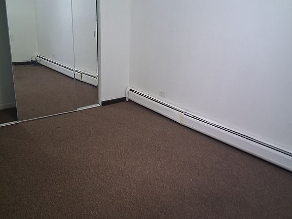 2nd image of 19917 Park Ave APT 2S