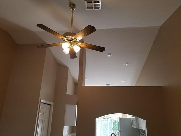 Vaulted Living room, Kitchen and dining room ceiling