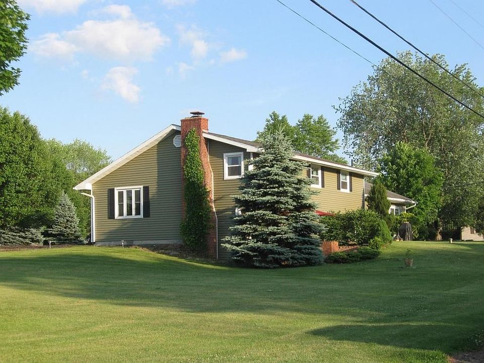 1st image of 2785 Fairway Dr