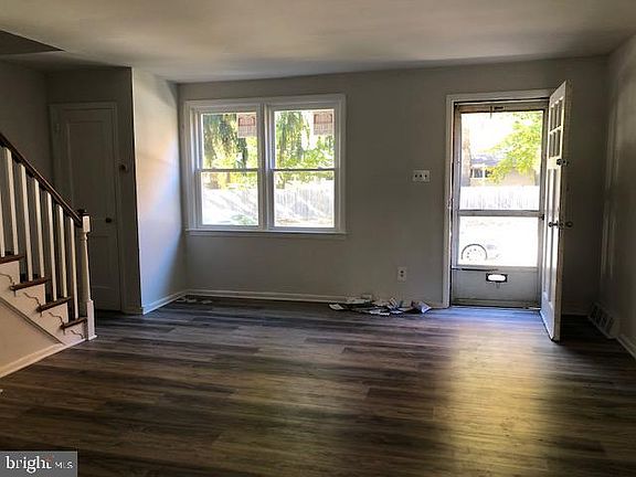 4th image of 2908 Green St