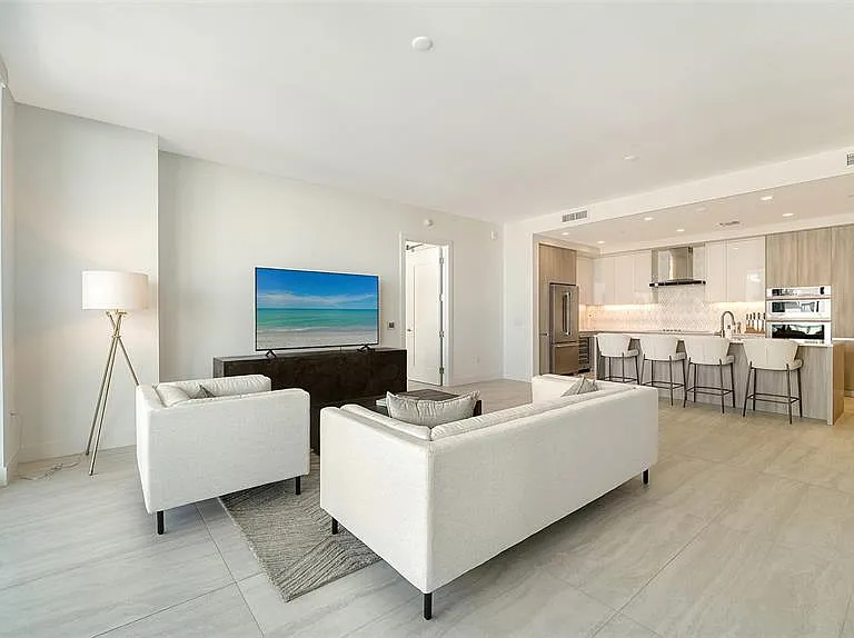 301 Quay Commons Dr #704 — Photo 10