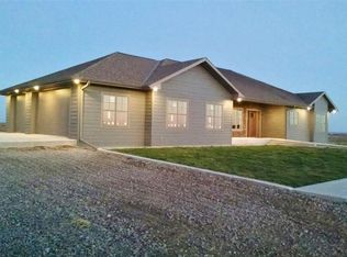 8536 Evergreen Rd, Kearney, NE 68845