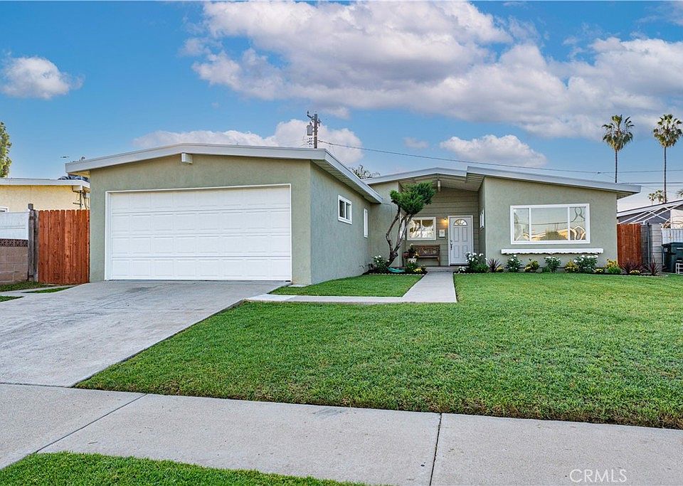 1st image of 938 Evanwood Ave