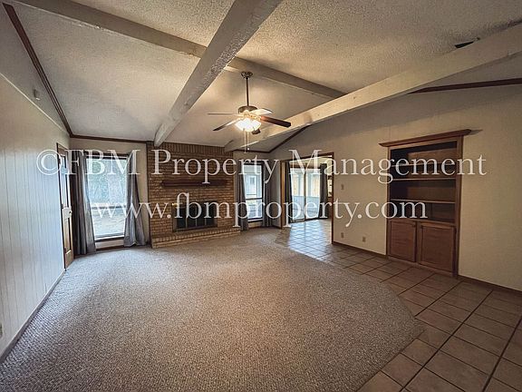 3rd image of 804 Laura Ave