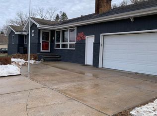 16309 34th St SE, Mason City, IA 50401