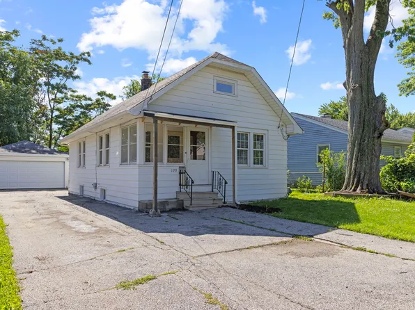 123 N Calhoun St, Aurora, IL 60505