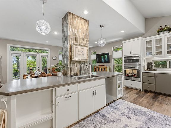 4th image of 11435 Oak Leaf Cir