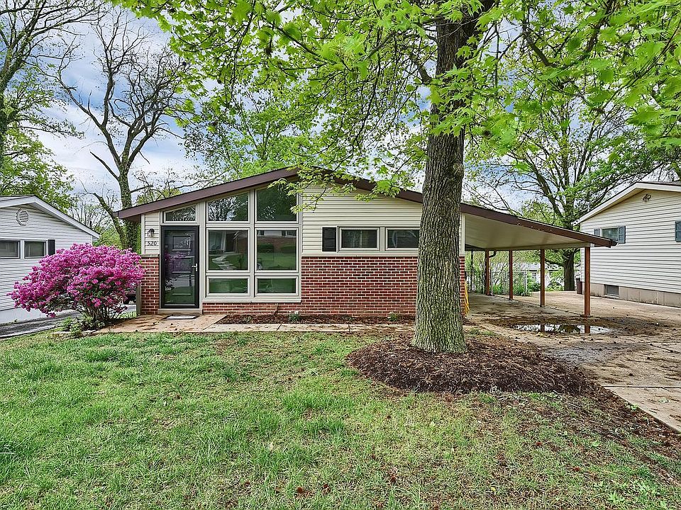 1st image of 520 Acorn Dr