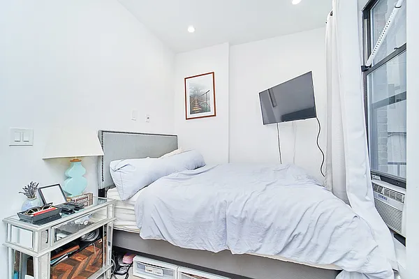 Rented by Living New York | media 9