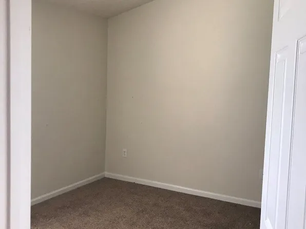 Signature Pointe