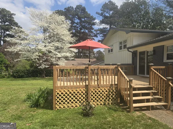 2705 Jodeco Dr, Jonesboro, GA 30236