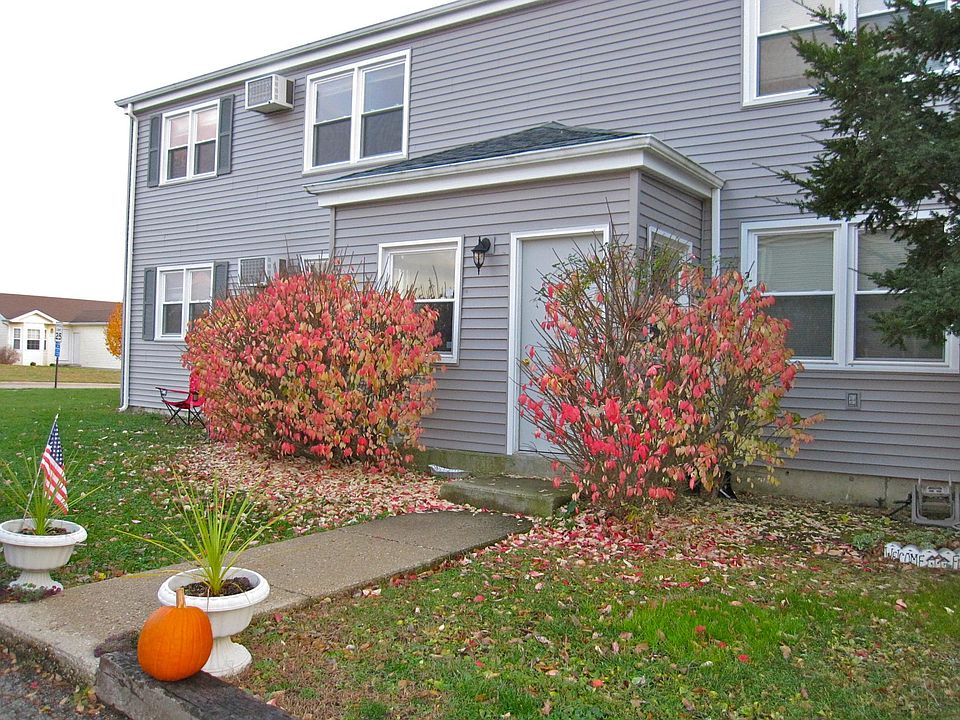 entry (fall photo)