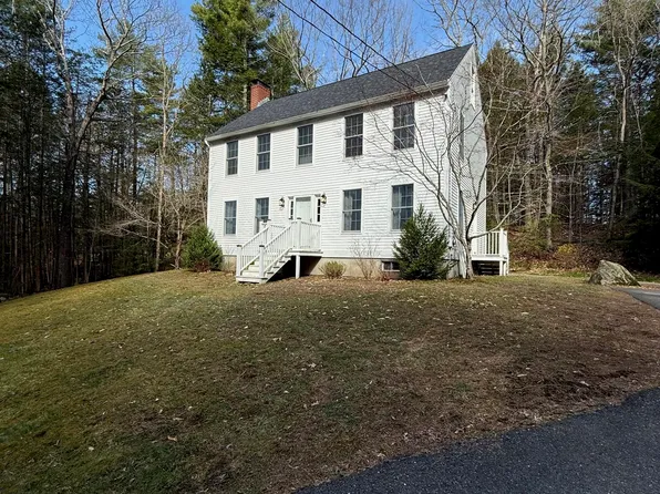 26 Lakeview Drive, Nottingham, NH 03290
