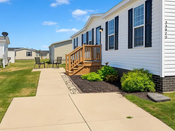 33020 Spruce Ct, New Haven, MI 48048