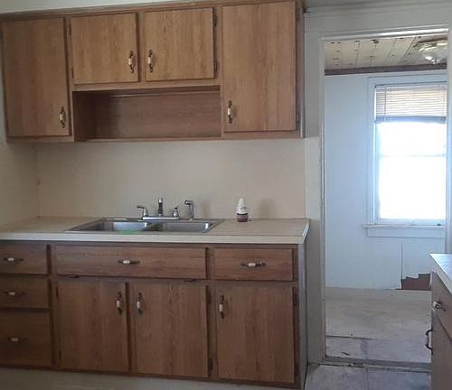 2nd image of 5302 Tuxedo Ave