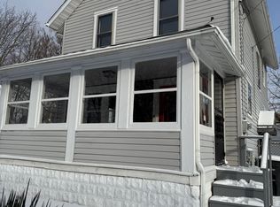 859 Clay Dr, Akron, OH 44311