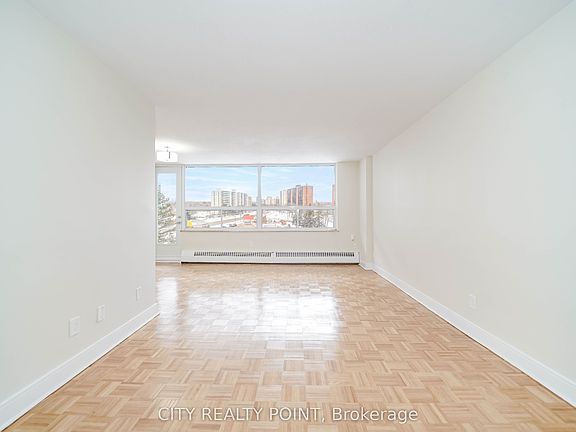 3rd image of 6200 Bathurst St #1008
