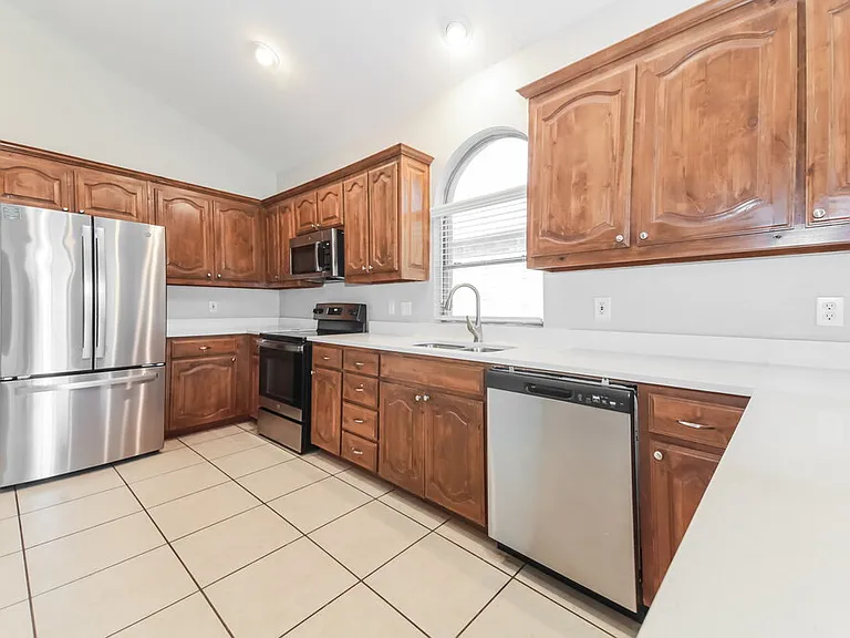 3232 Buckthorn Ln — Photo 9