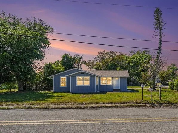 4712 30th St W, Bradenton, FL 34207