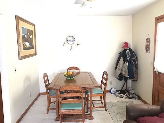 3rd image of 3312 Avenue E