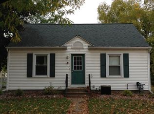 1115 9th St E, Menomonie, WI 54751