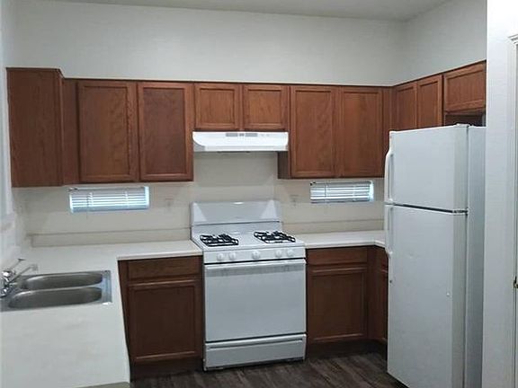 2nd image of 3712 Winter Whitetail St