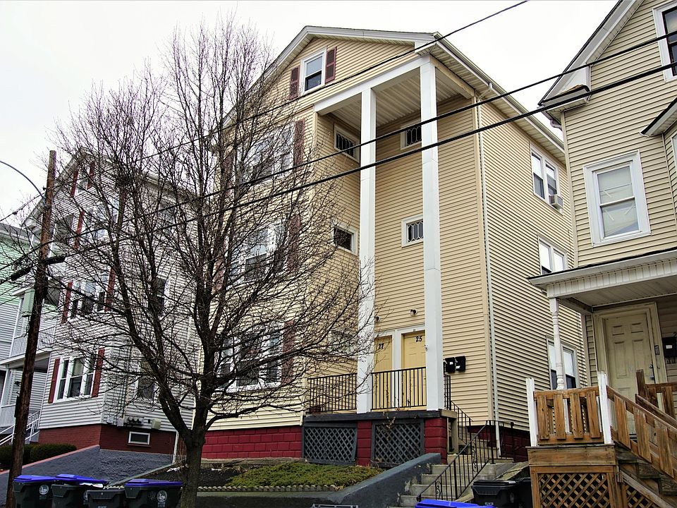1st image of 25 Ayrault St Floor 3