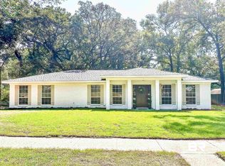 3075 Longleaf Dr, Mobile, AL 36693