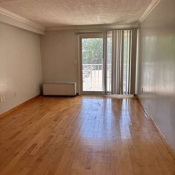 200 Cove Way #318 — Photo 7
