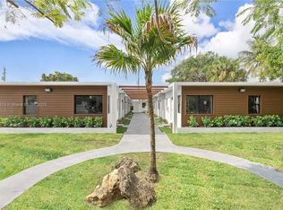 1946 Pierce St #6, Hollywood, FL 33020