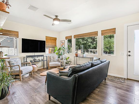 5th image of 430 Murphy Avenue
