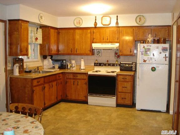 5th image of 29 Northfield Dr