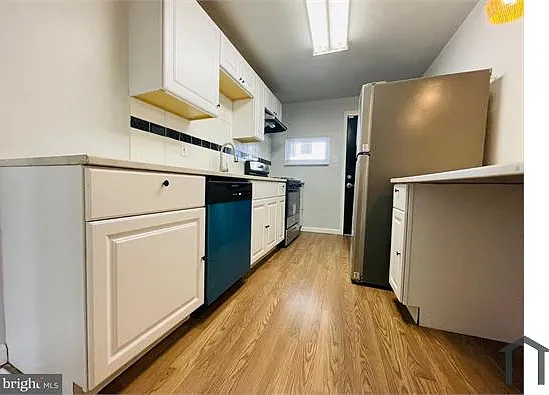 3 bed, 1150 sqft, $1,750 — Photo 4
