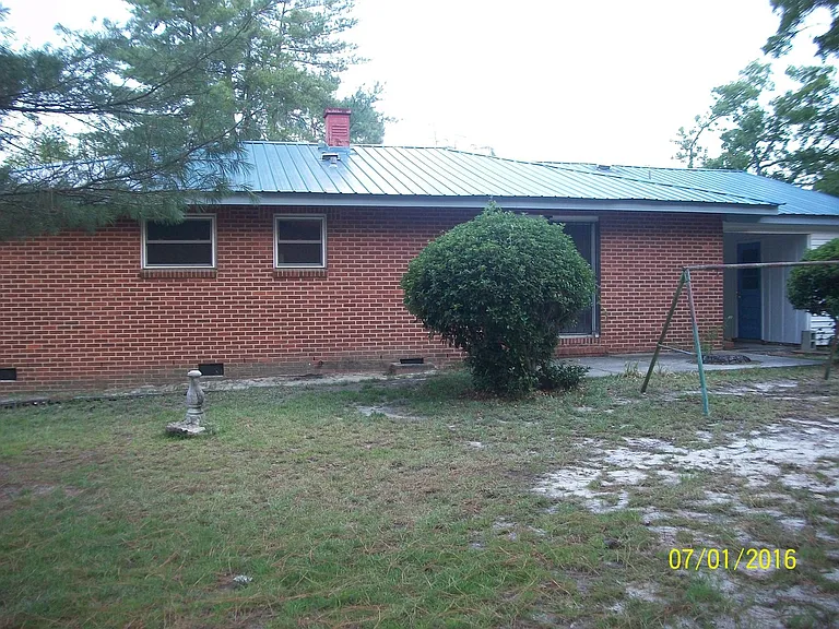 2851 Wells Dr — Photo 4