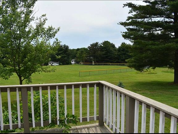 3rd image of 62260 Beech Circle Dr