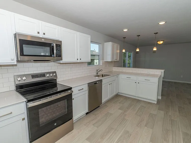 1941 Blue Stem Ct — Photo 7