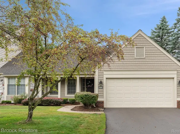 835 Upper Scotsborough Way, Bloomfield Hills, MI 48304