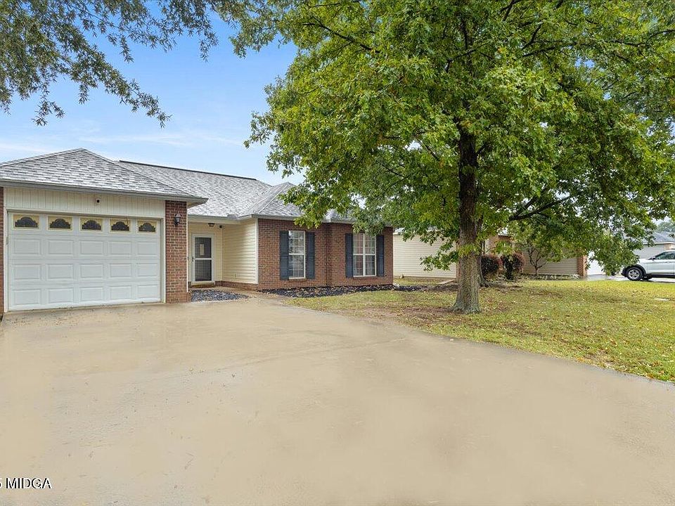 1st image of 319 Tyson Glen Dr