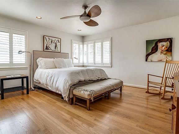 4th image of 5707 Del Roy Dr