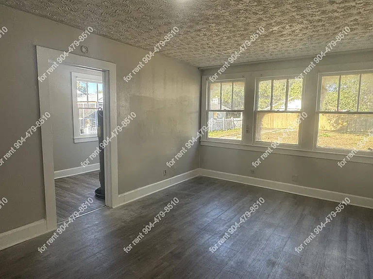 1243 Ida St — Photo 31