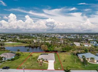 112 Fairway Rd, Rotonda West, FL 33947